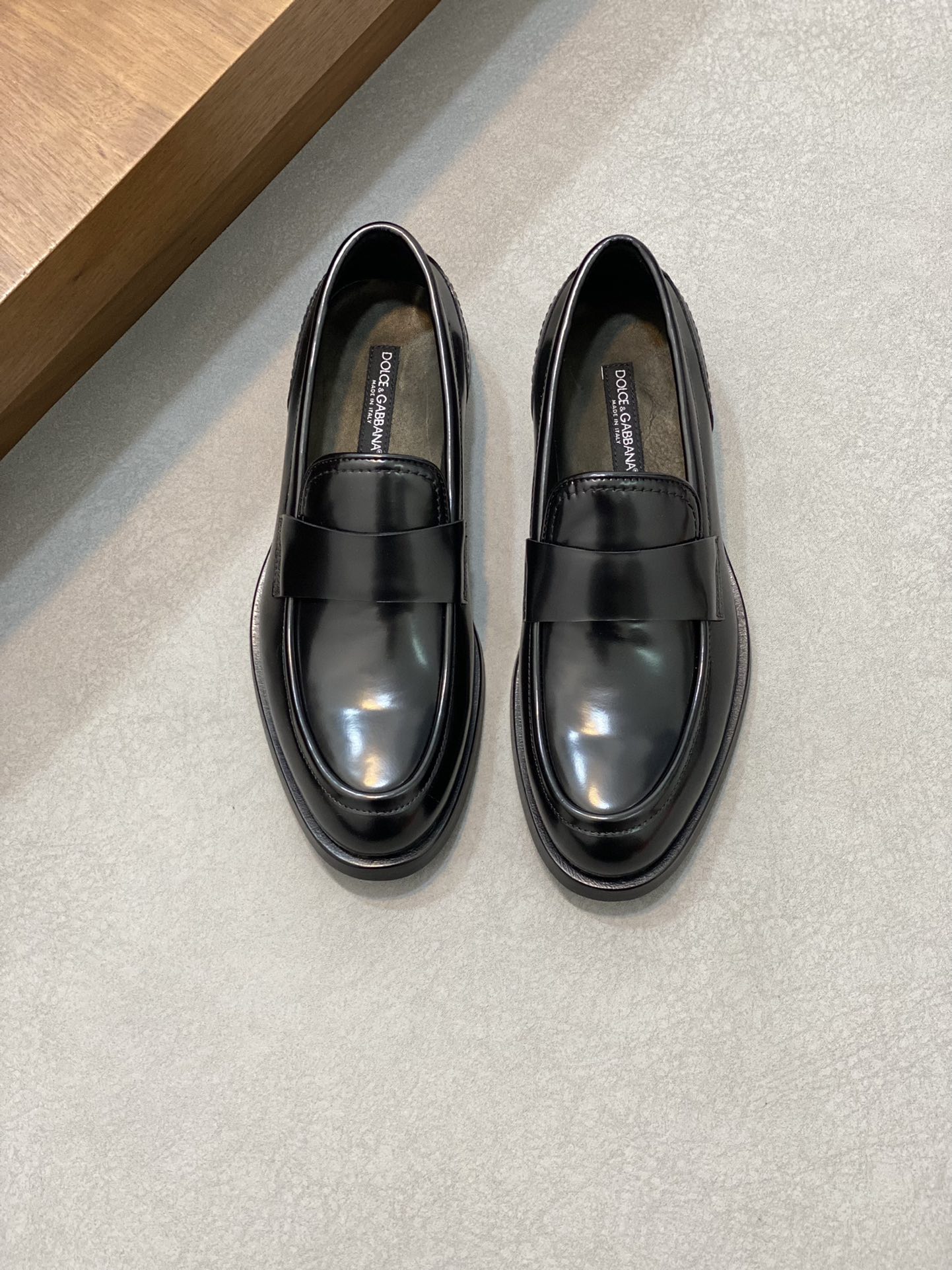olce & Gabbana shoe